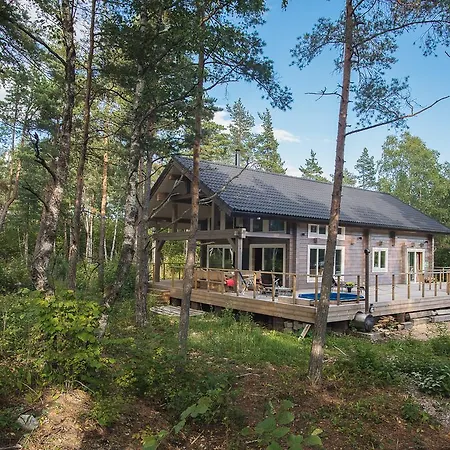 Homes Semesterbostad Hapsal